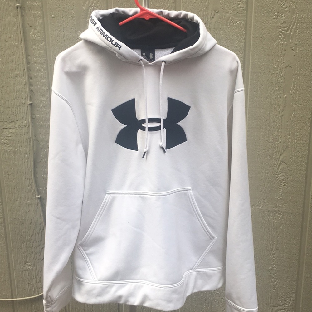 Under Armour Men’s Hoodie - Like New!